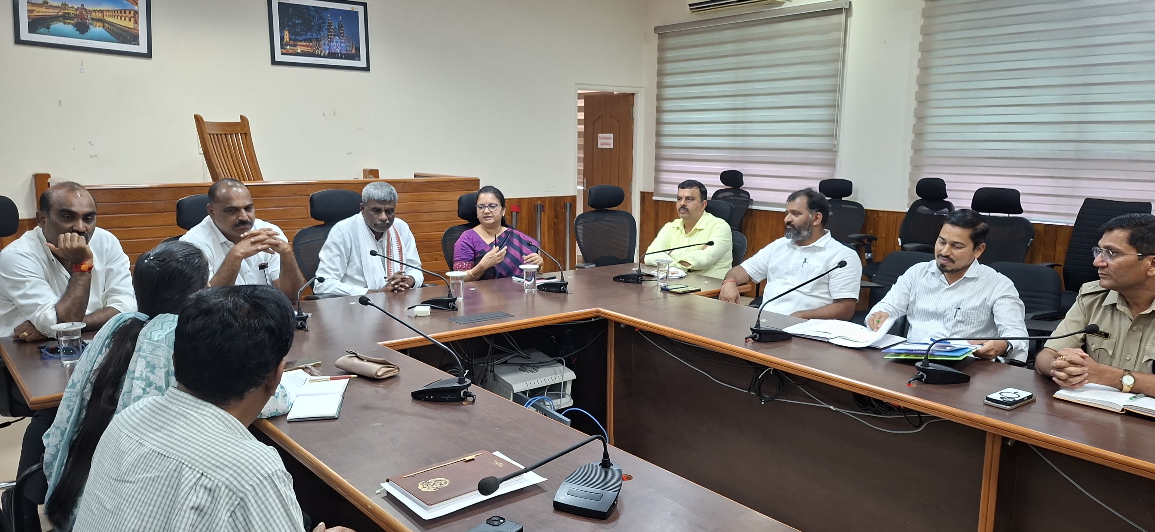 Farmers should not face any problem while transporting farm soil for agricultural activities: MP Kota Srinivas Poojary Farmers should not face any problem while transporting farm soil for agricultural activities: MP Kota Srinivas Poojary